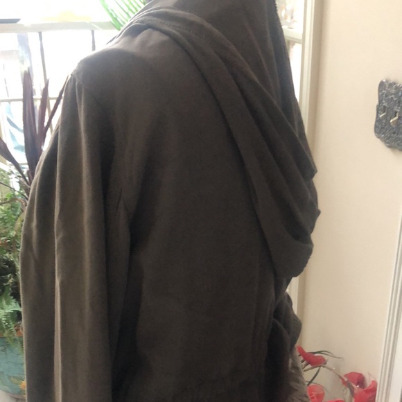 Be cool rain jacket - Picture 3 of 7